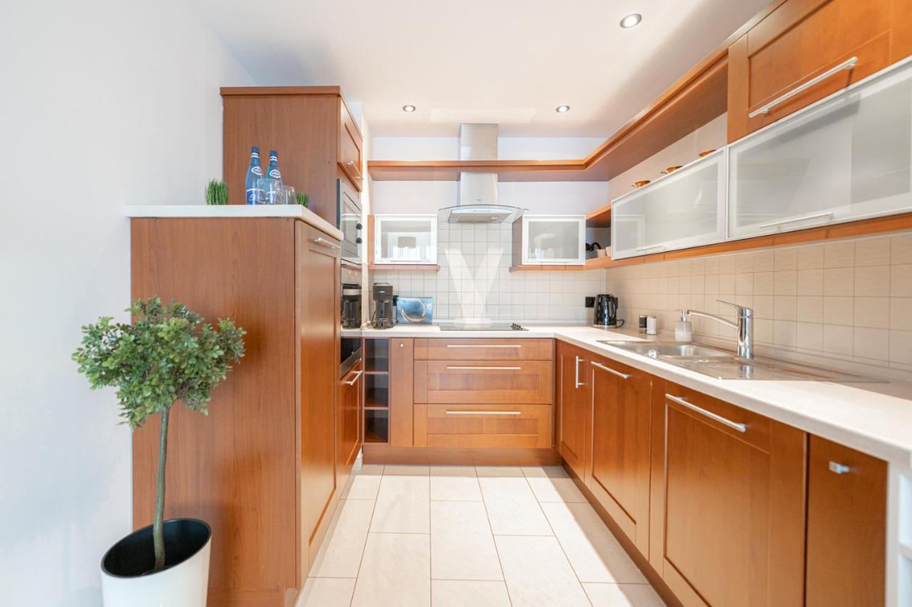 Apartament Jaggieły - FREE Parking Breslavia Esterno foto