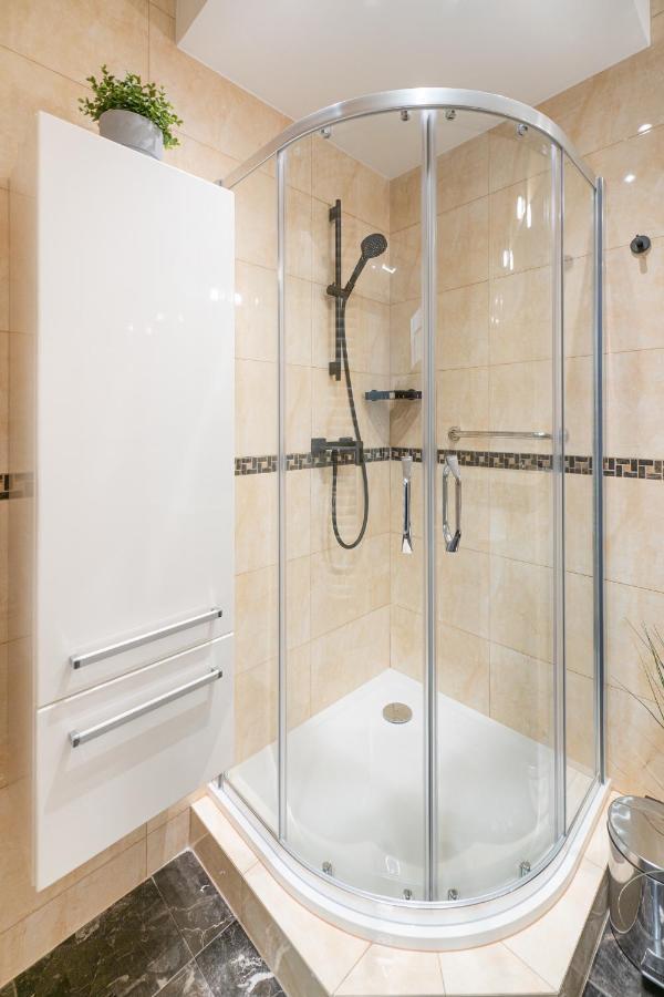 Apartament Jaggieły - FREE Parking Breslavia Esterno foto